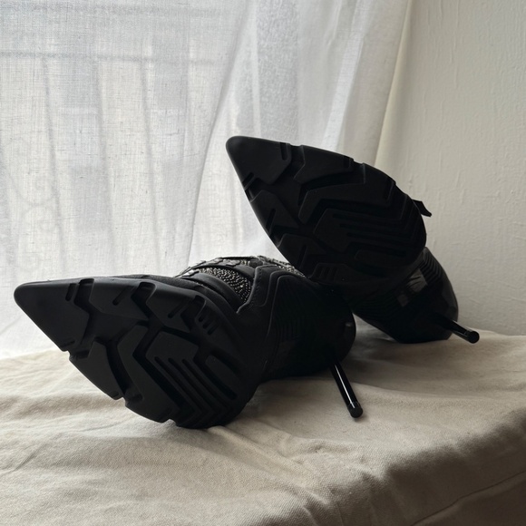 Azalea Wang Black Sneaker Boots - Picture 3 of 5